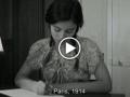 Video mit einer schreibenden jungen Frau